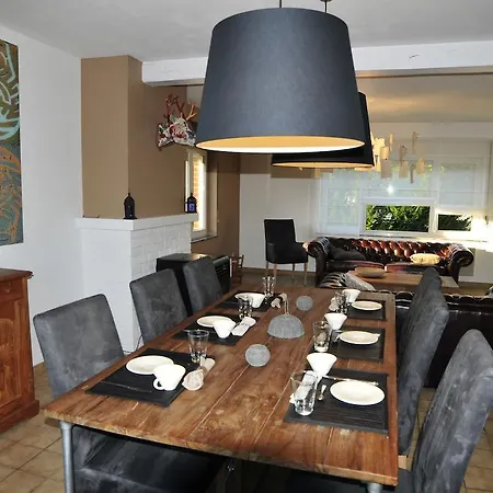 La Maison Des Artistes 4* دربي