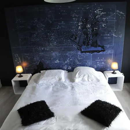 La Maison Des Artistes